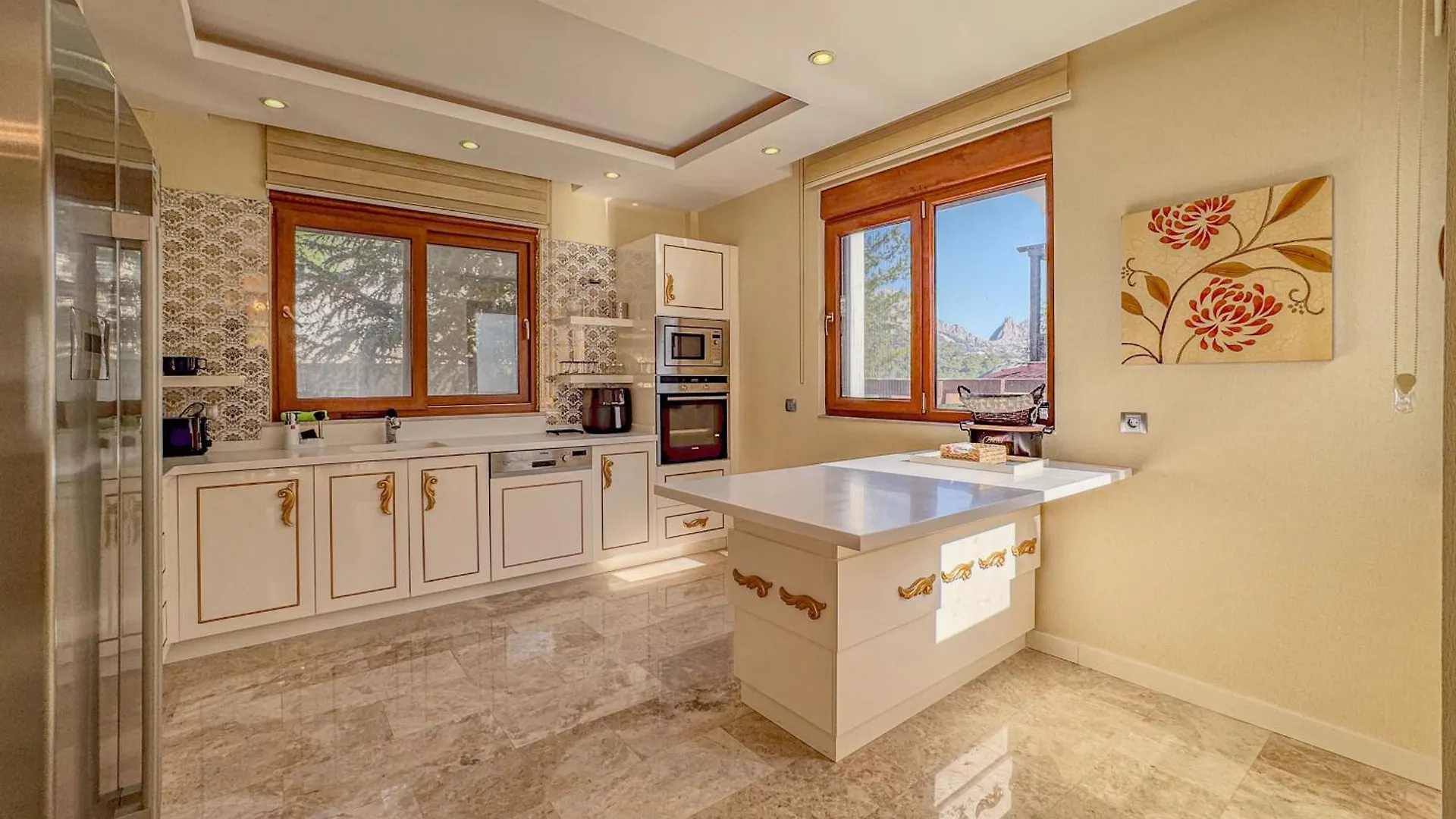 Luxury Mountain Villa 15 Minutes To Sea Antalya Turecko